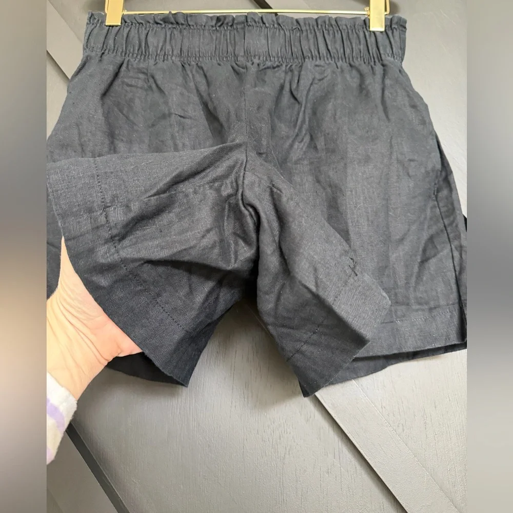 NWT Quince 100% European Linen High Waisted Shorts in Black, Size Small - Picture 6 of 10